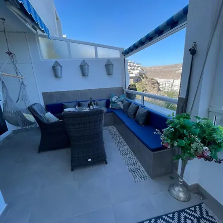 Апартаменты A Cliffside Ocean View Sanctuary For Couples