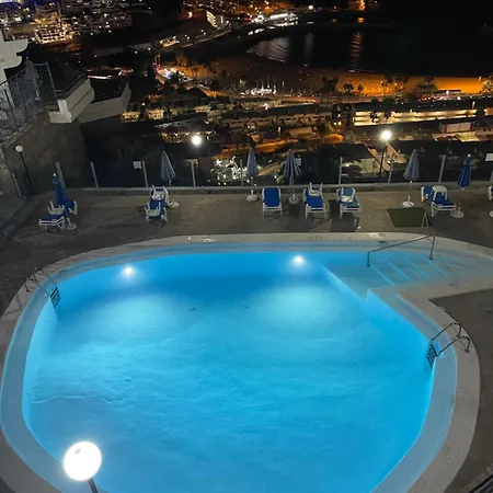 A Cliffside Ocean View Sanctuary For Couples 公寓 *