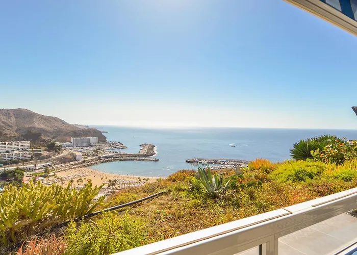 A Cliffside Ocean View Sanctuary For Couples