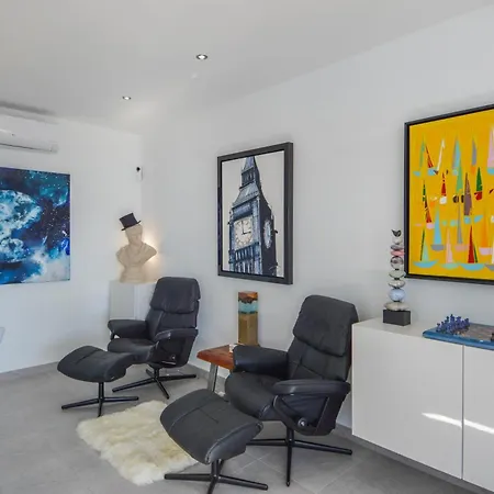 Appartement A Cliffside Ocean View Sanctuary For Couples *